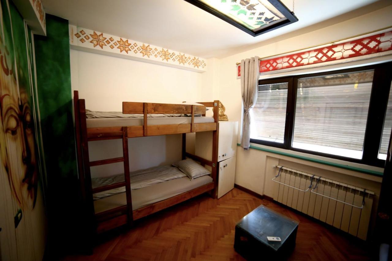 Hostel Bauhaus Bucureşti Eksteriør bilde